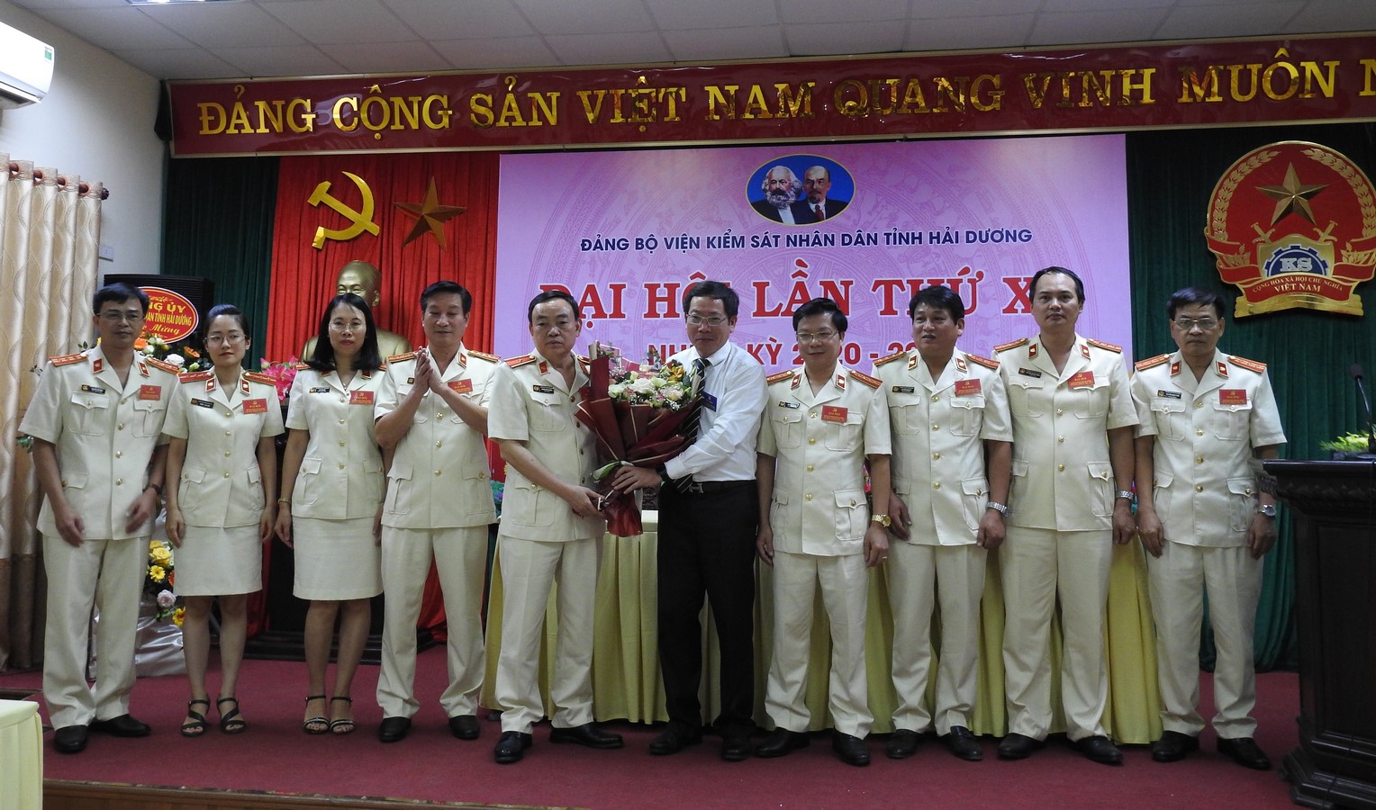 Ban chấp hành Đảng bộ Viện KSND tỉnh Hải Dương mới nhiệm kỳ 2020 - 2025 ra mắt